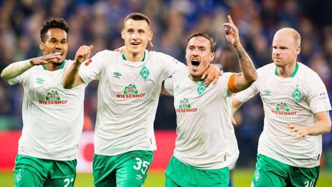 年轻球员首发交出合格答卷（小将首发表现达标）