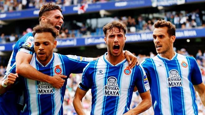 步行者vs国王前瞻：两队攻防质量均不高，临场发挥定走向（步行者对阵国王前瞻：攻防水准皆一般，临场状态或成胜负手）