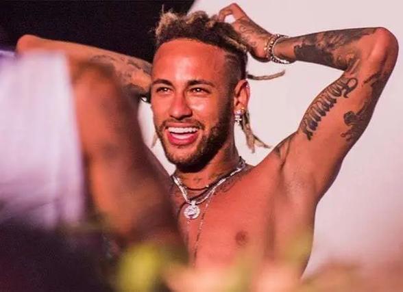 施洛特贝克：开场我们踢得极其松散；替补球员几乎每次都丢球（施洛特贝克：开局散漫；替补登场几乎次次丢球）