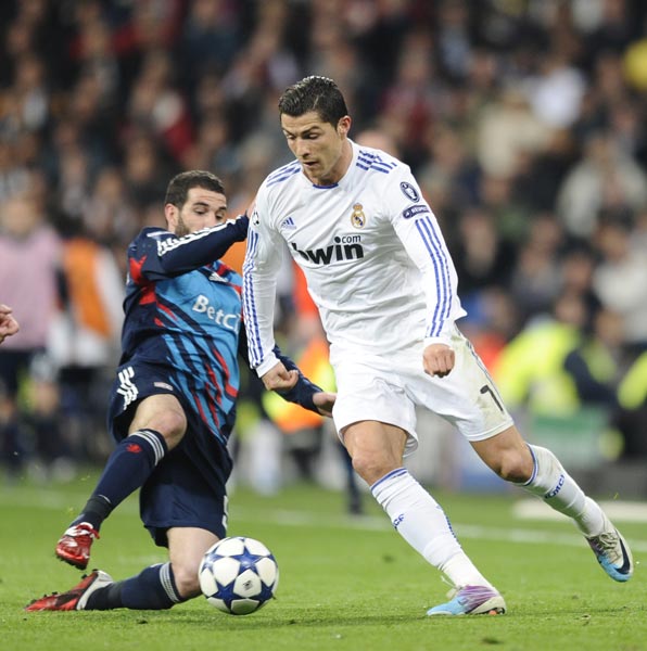 记者：德罗西取消去阿根廷看博卡vs河床的行程，或接手热那亚（记者称德罗西取消赴阿根廷观战博卡对河床，或将接手热那亚）