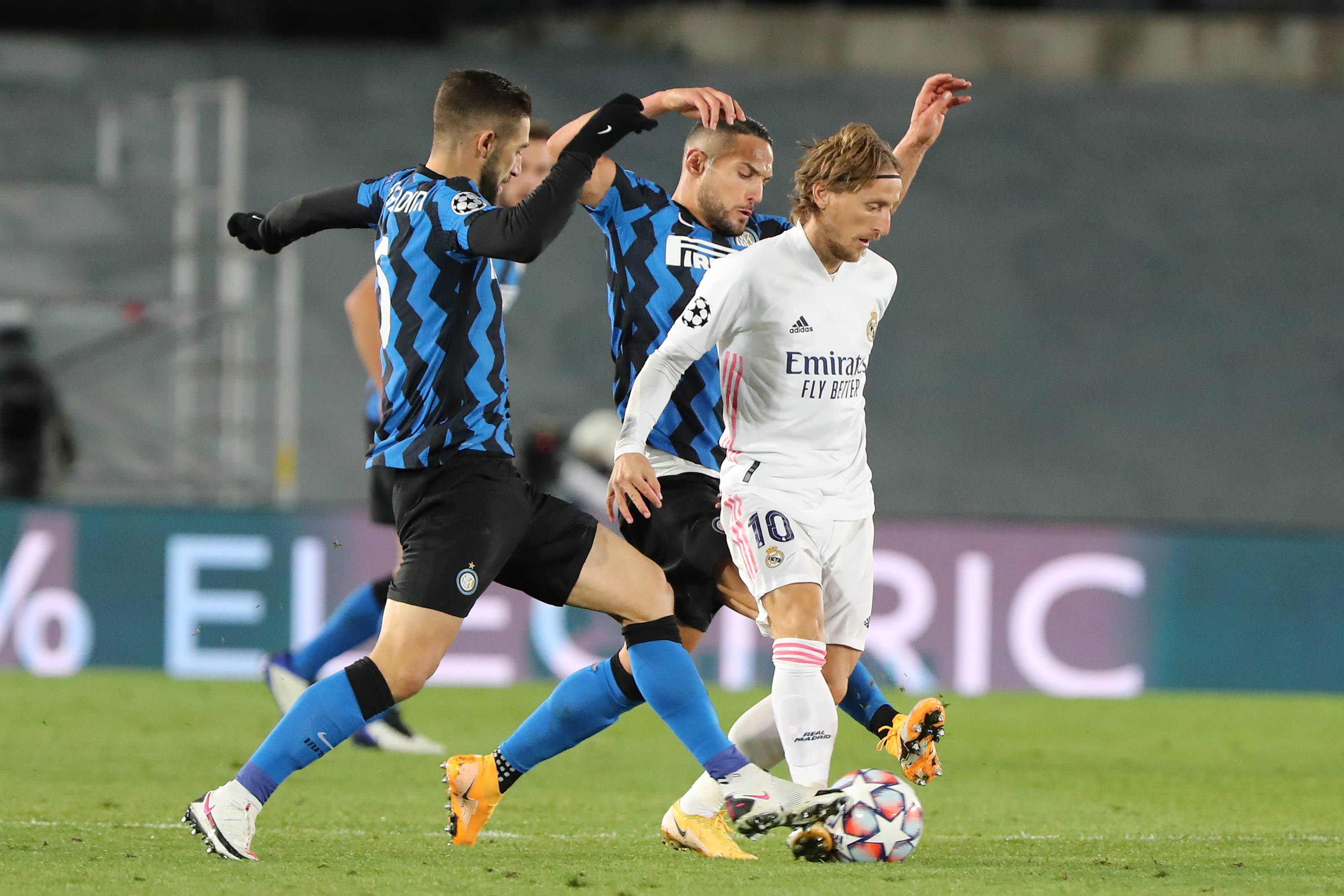 ⚽️2025年度中超最佳评选他来啦！鏖战一年，谁是中超最佳球员！（⚽️2025中超年度最佳评选开启：鏖战一年，桂冠花落谁家？）