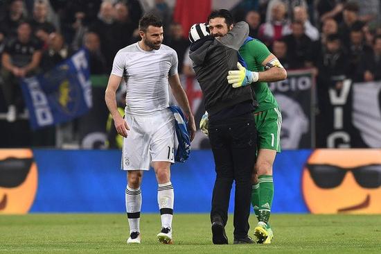 斯基拉：埃文·弗格森已不在罗马计划之中，一月可能离队（斯基拉：罗马不再将埃文-弗格森纳入计划，或将于一月离队）