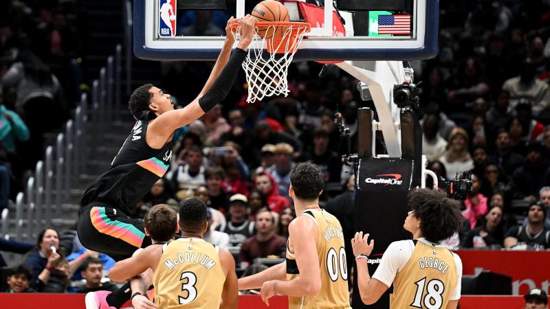 西媒：阿姆拉巴特已前往摩洛哥，不会随贝蒂斯征战本轮欧联（西媒：阿姆拉巴特已赴摩洛哥，本轮欧联无缘随贝蒂斯出战）