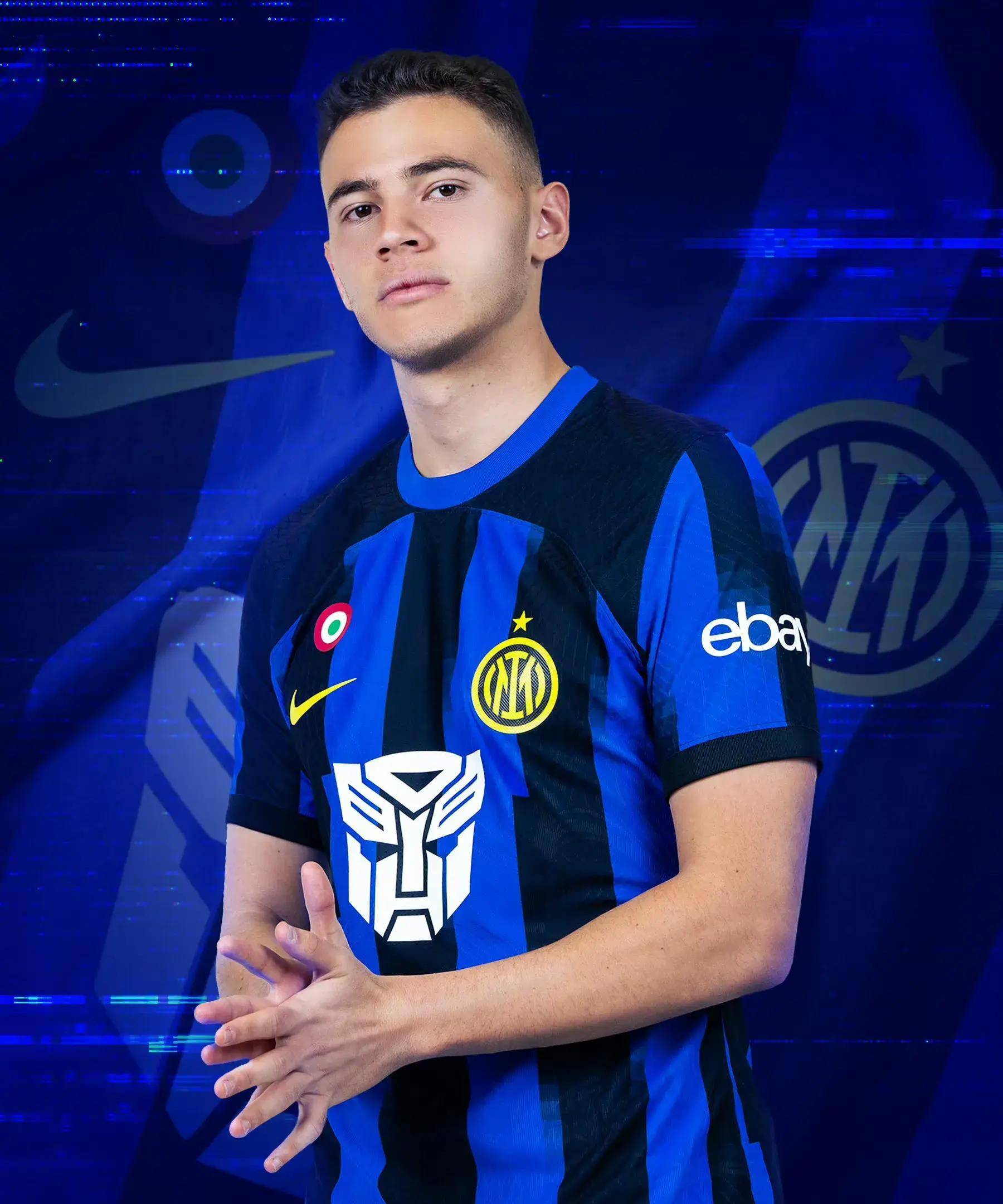 🎮HLE 1-1 T1：Kanavi装甲猴离谱送命，T1扳平总比分（HLE与T1战至1-1：Kanavi坦猴频繁送命，T1强势追平）