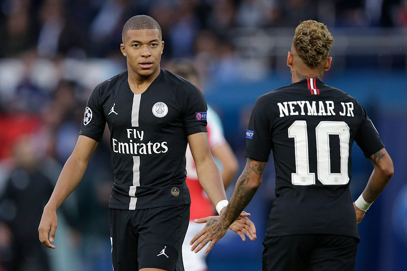 穆帅评价本菲卡13场不败，认为网坛3巨头之一本可以踢足球（穆里尼奥评本菲卡13场不败：称网坛三巨头之一能改行踢足球）