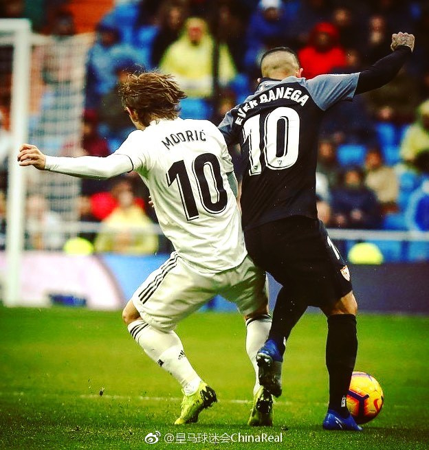 媒体人：王长庆可能担任国安体育副总监，负责内外援的引进（媒体曝王长庆或出任国安体育副总监，主管内外援引进）