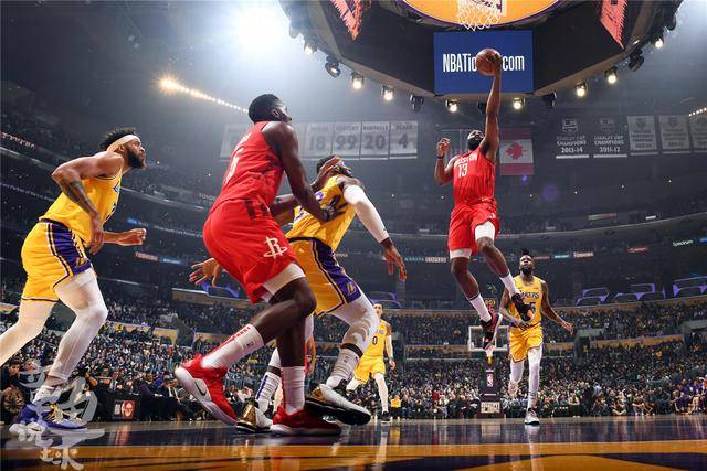 葡萄牙足协主席：C罗能踢世界杯的首场比赛非常重要（葡萄牙足协主席称C罗参加世界杯首战至关重要）