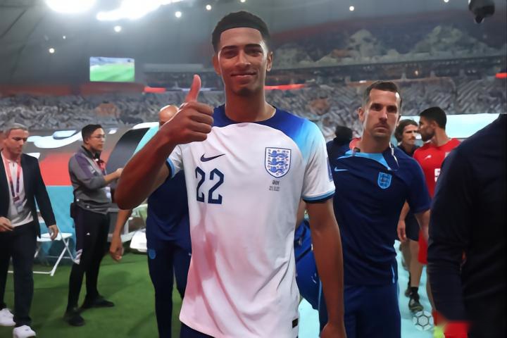 美加墨世界杯分组出炉：姆巴佩哈兰德死亡之组，梅西C罗上上签（美加墨世界杯抽签揭晓：姆巴佩、哈兰德落入死亡之组，梅西、C罗喜得上上签）